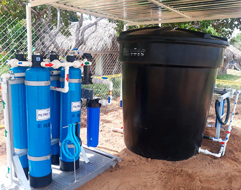 SISTEMA DE DESALINIZACI&Oacute;N DE AGUA DE MAR PORT&Aacute;TIL FIL-SWRO-500LPD/1000LPD/2000LPD.